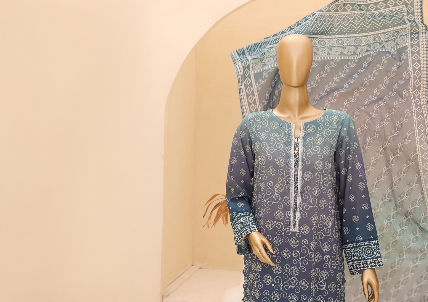 Chunri Embroided Lawn By Hz Textiles D05