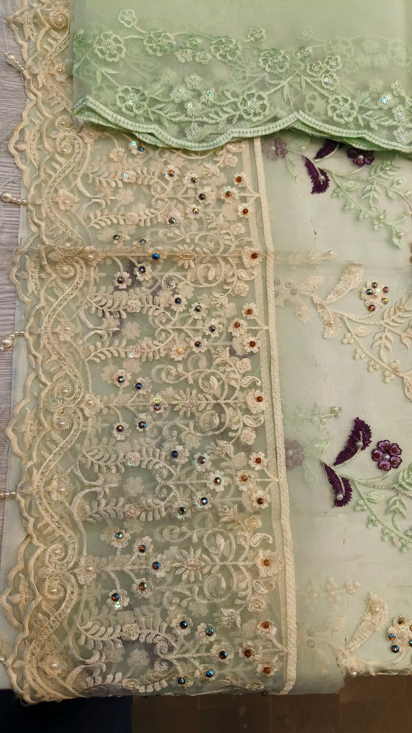 Azure Pista Organza