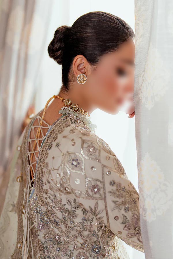 Designer Inspired Baroque Chantle
