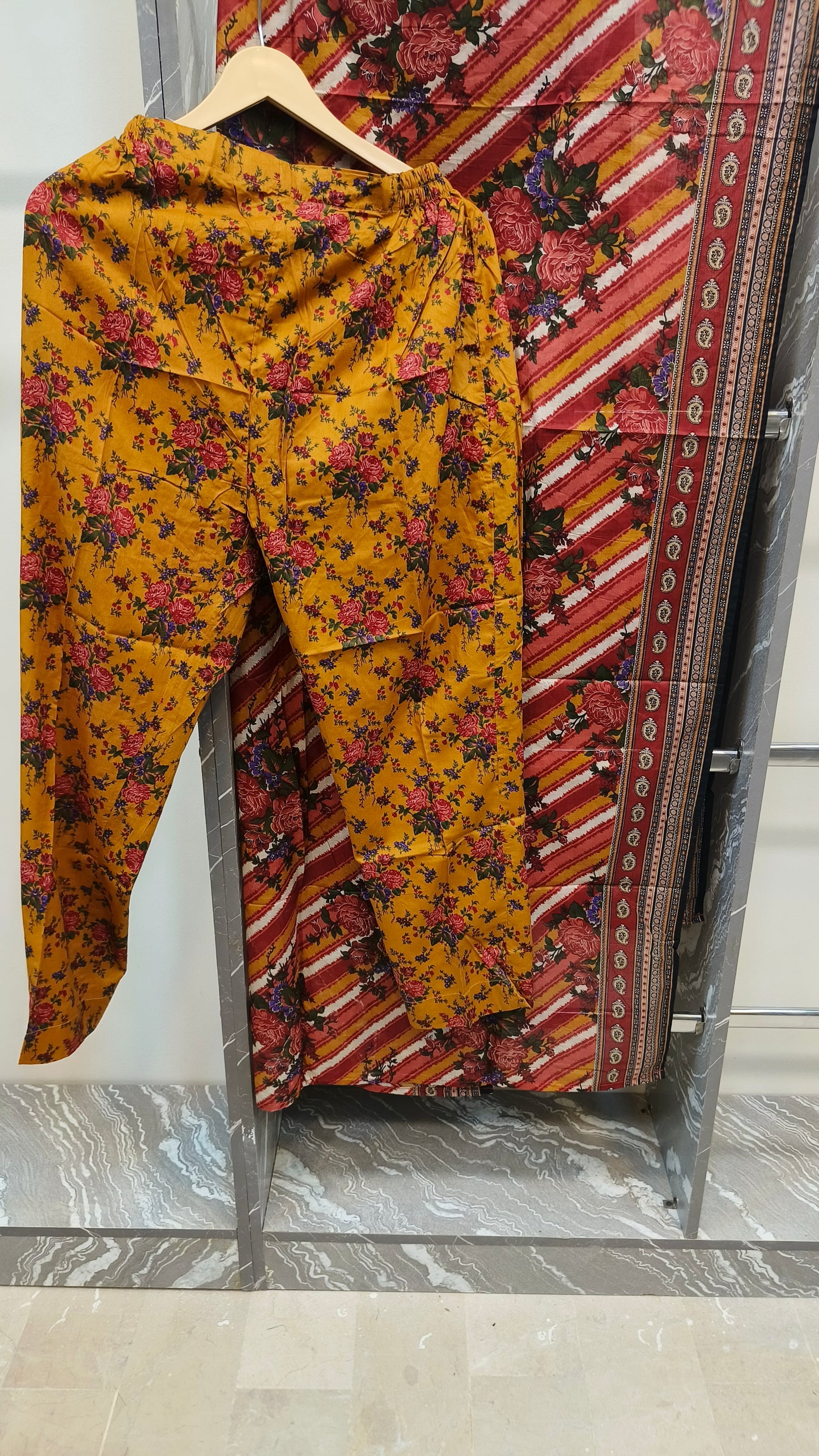 Bin Saeed 3Pc Printed Lawn Stiched Suit D17