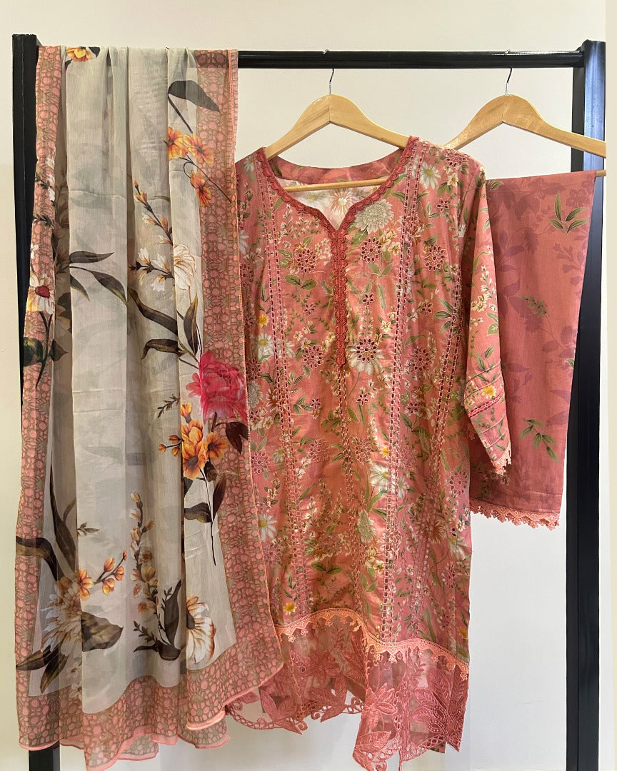 Designer Inspired Mariab MPrint Lawn 8A