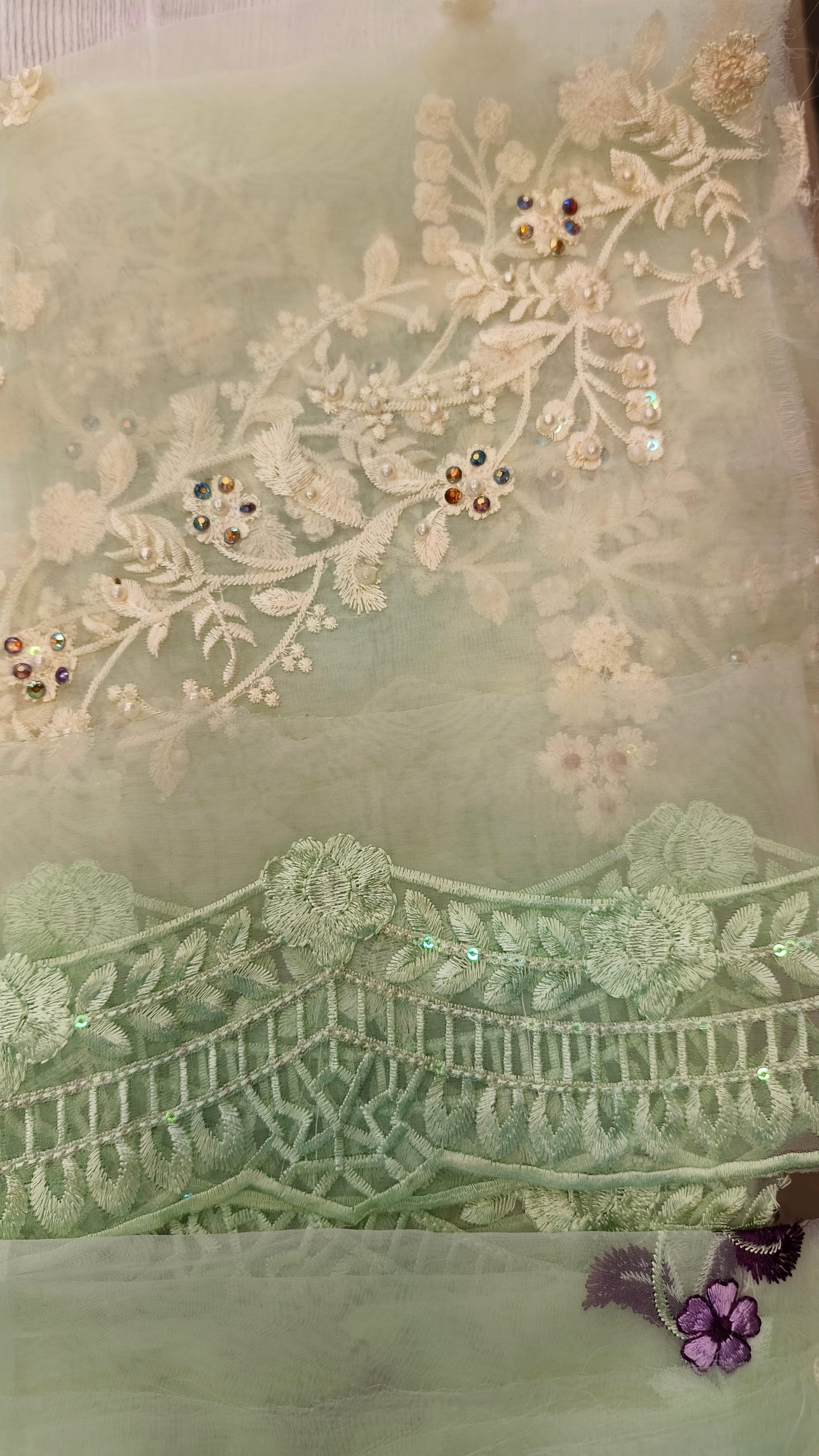 Azure Pista Organza